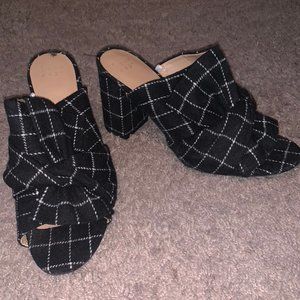 Heeled Mule